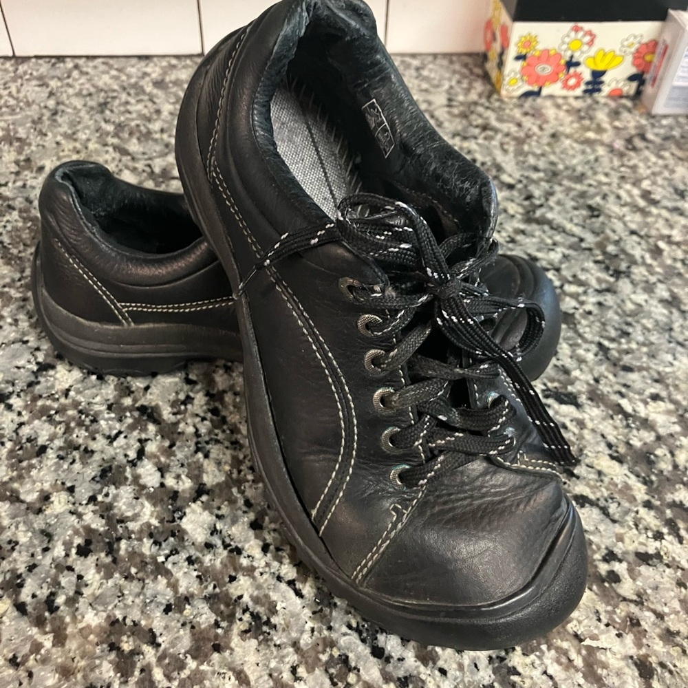 Keen Black Hiking Shoes